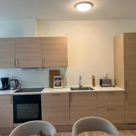 High End In Beautiful Area Apartman *