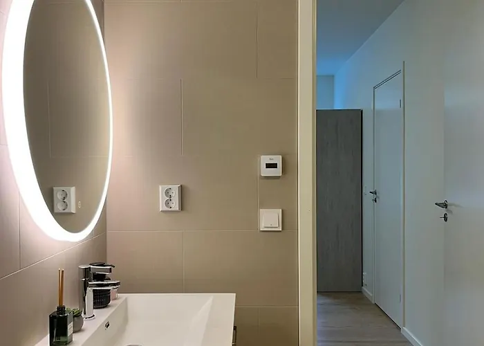 High End In Beautiful Area Apartman