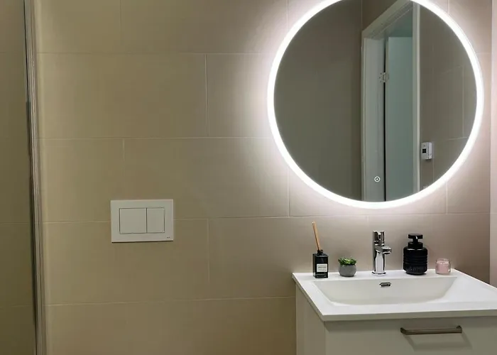 High End In Beautiful Area Apartman *