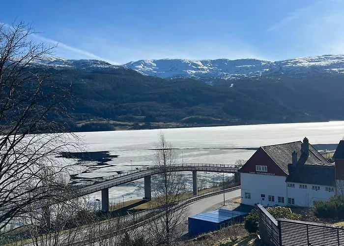 High End In Beautiful Area *